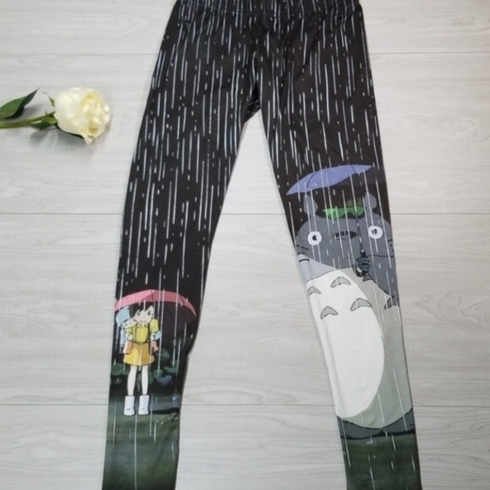 Totoro rain leggings NWT